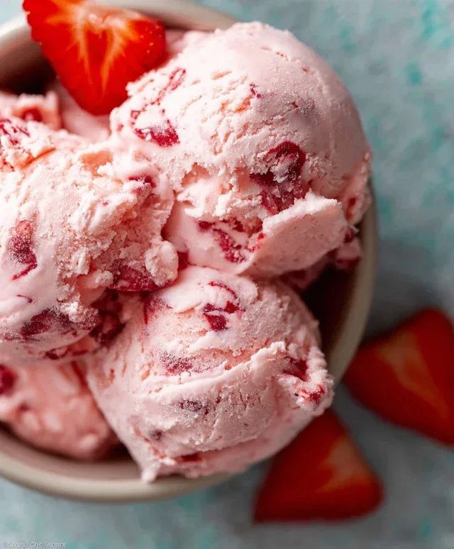 Homemade Strawberry Ice Cream