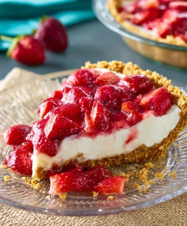 Strawberry Cream Cheese Pie