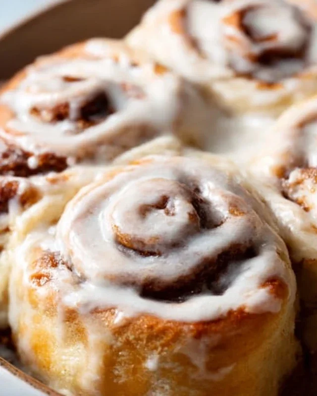 BEST Homemade Cinnamon Rolls